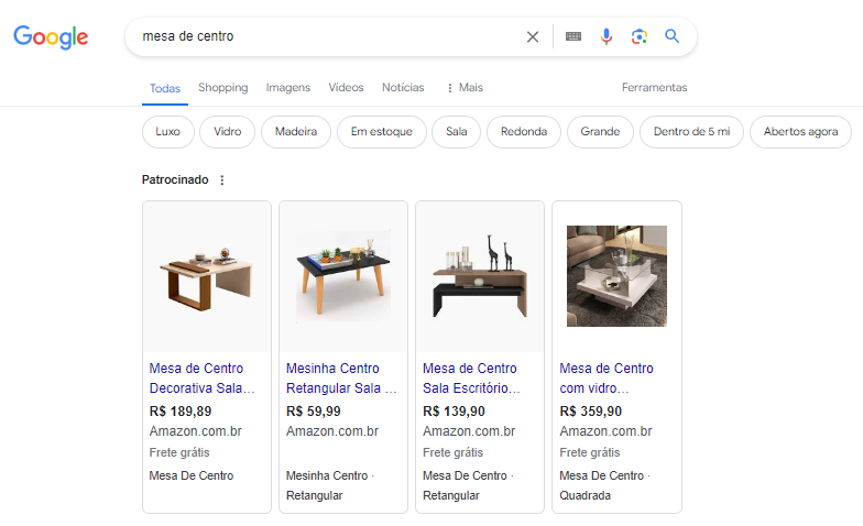 Exemplo de pesquisa mesa de centro no Google, comparando site próprio ou marketplace.